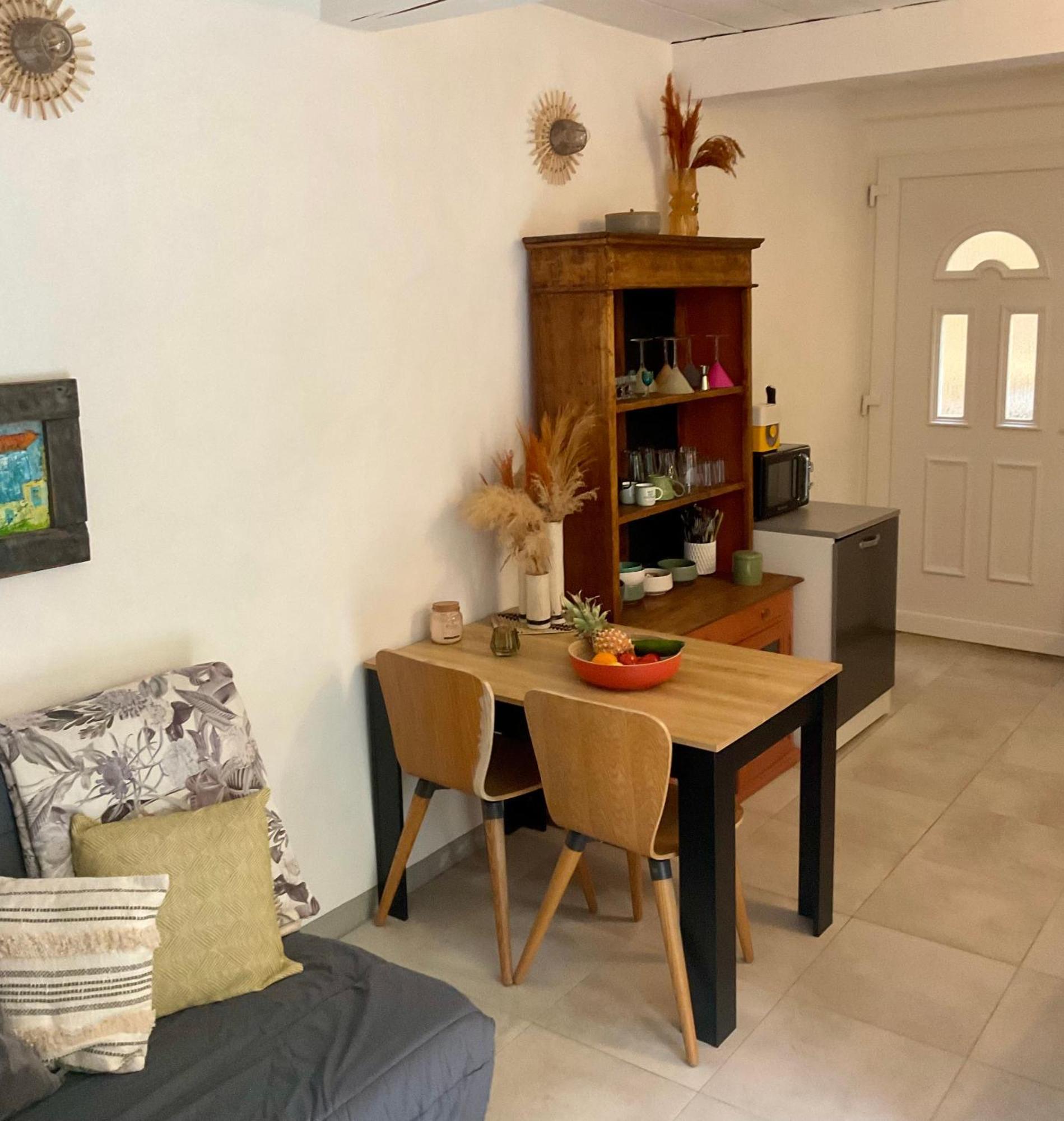 Rez De Jardin, Le Pra De Pe Apartment Cotignac