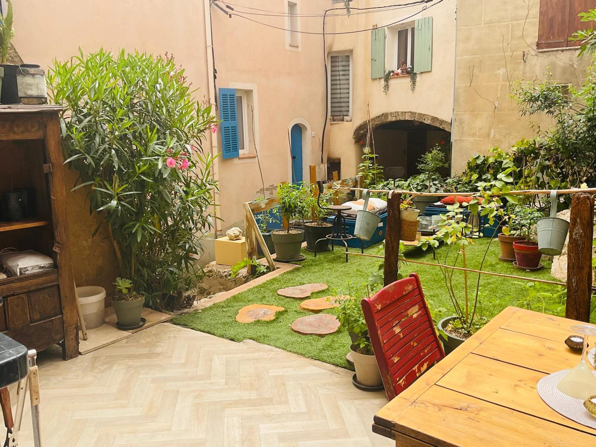 Rez De Jardin, Le Pra De Pe *